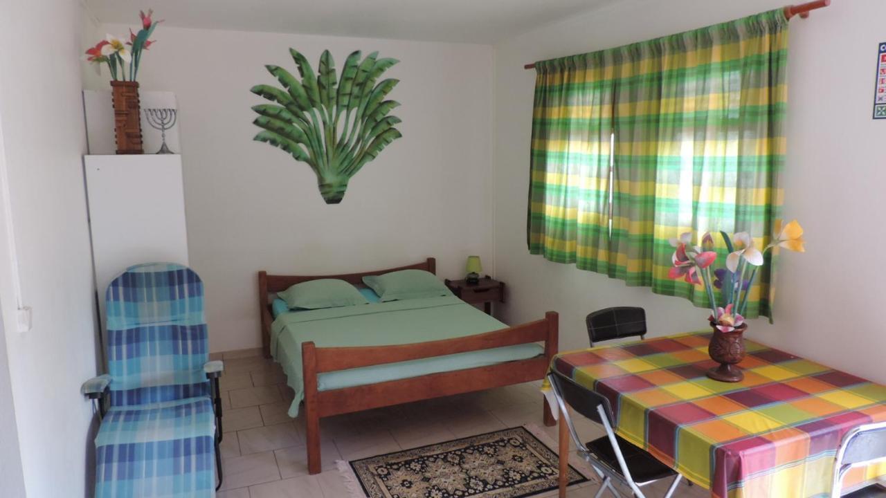 Appartement Chez Régine à Le Robert Extérieur photo